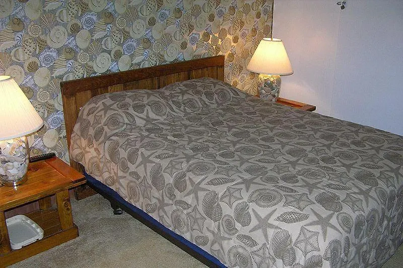 Surf Haven 202 *