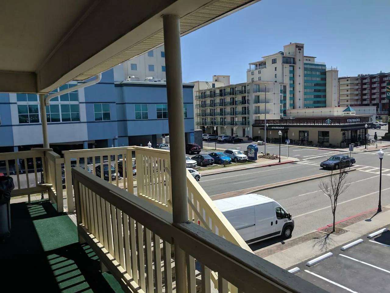 Crystal Sands Motel 2*