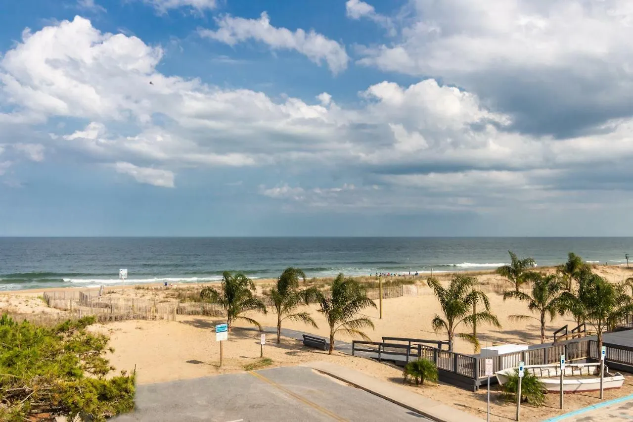 Seas The Day Apartment